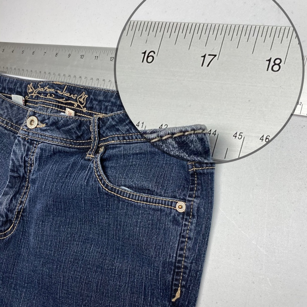 Santana Jeans Capris, 36  Winter Sale - Picture 2 of 10